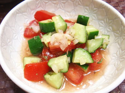 トマトときゅうりの自家製イタリアンドレッシングサラダ レシピ付 Kajuの 今日のお料理 簡単レシピ