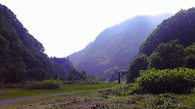 素波里神社_f0090602_19183924.jpg