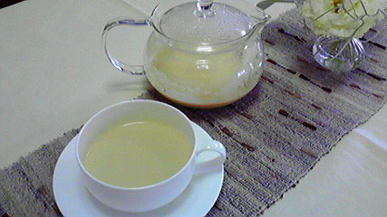 ロイヤルミルクティー_e0227942_12184511.jpg