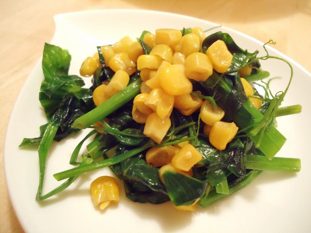 新しい野菜に挑戦！(17)　-pea vines(豆のつる) _d0172957_1544628.jpg