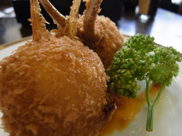 カッチリ しっかり 下町は水天宮のトラッドな洋食屋さん 水天宮 レストラン ラグー 腹一杯食べるであります ゲロロ小隊マルル一等兵