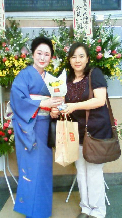 今年も豊島公会堂に_f0140343_193211100.jpg