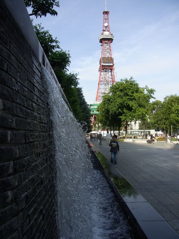 久しぶりの大通公園_c0025115_2124420.jpg