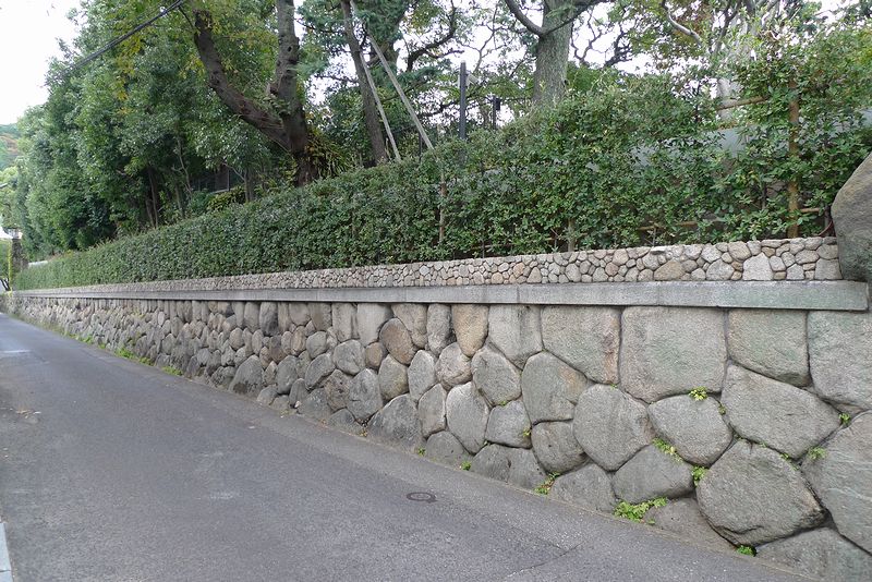 阪神間(灘・住吉・御影・芦屋・西宮・宝塚)の近代住宅建築群_f0139570_1316883.jpg