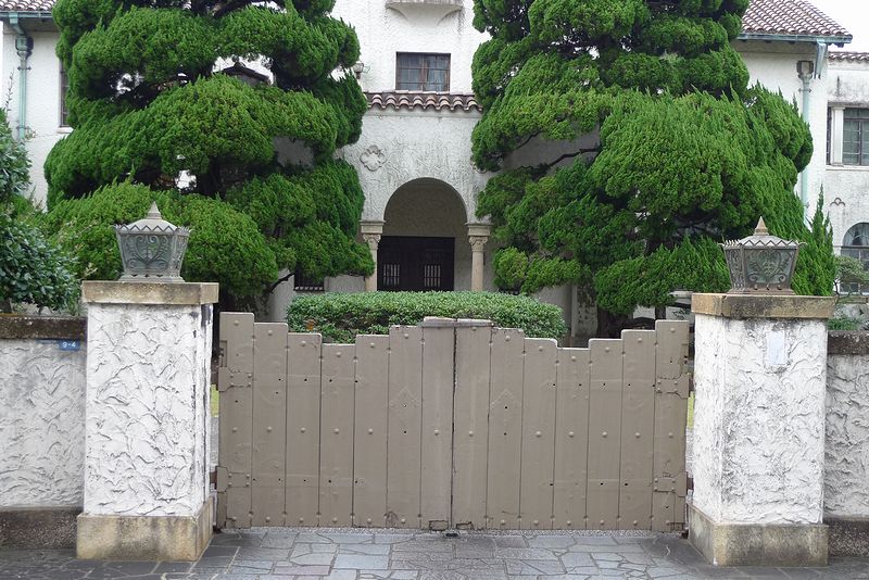 阪神間(灘・住吉・御影・芦屋・西宮・宝塚)の近代住宅建築群_f0139570_13293793.jpg