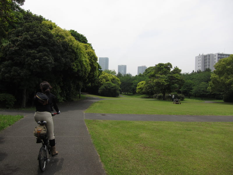 ”東京はビル砂漠”のイメージを払しょく。公園や緑が多いのに驚き！ー初の東京自転車散策(後編)_e0138081_11311985.jpg