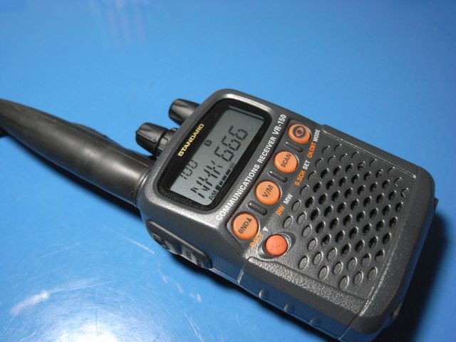 広帯域受信機 VR-150(ラジオ放送対応) : 山道歩き