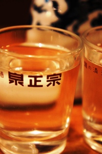 金盃　ＤＥ　乾杯　＞＞７６年の歴史を感じながら・・・。_c0108673_23165666.jpg