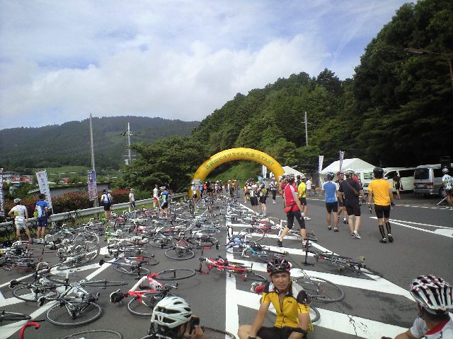 2011比叡山ヒルクライム リザルト と 大原の里_a0194908_0573797.jpg