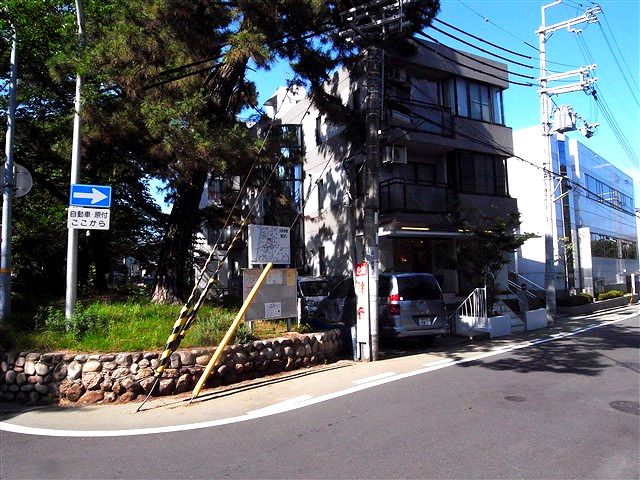 まだまだ空っぽの箱ですが。_c0116714_124344.jpg