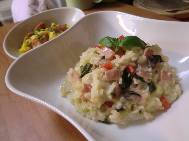 ハムと夏野菜の洋風おじや*休日ブランチに♪_a0196322_11111551.jpg