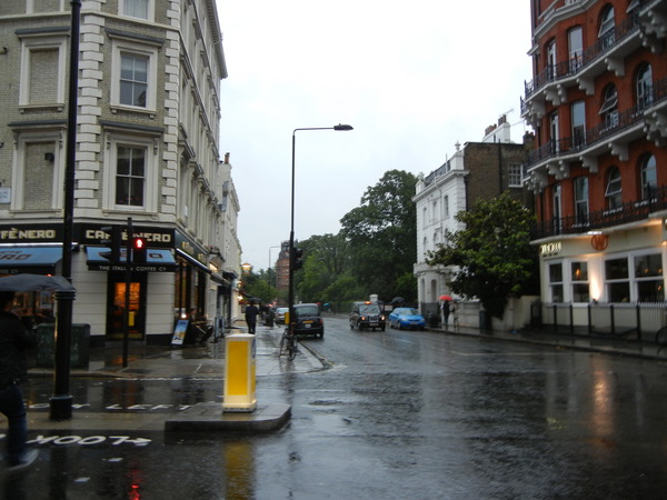 6月29日(水)イギリスから帰ってきました!_f0060461_105067.jpg
