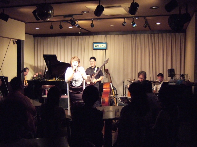 荒川和子ライブ_c0229062_185255.jpg