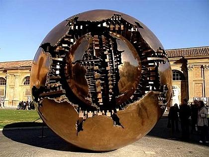 バチカンとWTCの彫刻 Sphere の類似性と311　<２> by そら_c0139575_0444681.jpg