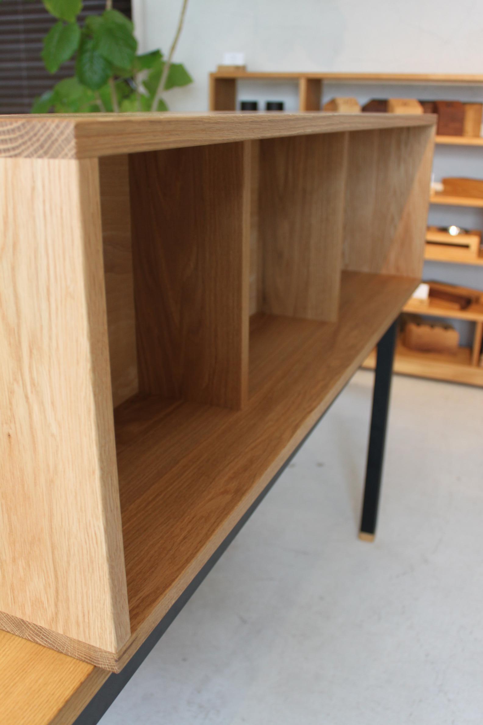 DESK & SHELF_c0146581_122574.jpg