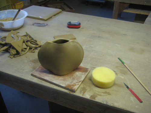 タタラで花器を作り込み。_d0195183_215618.jpg