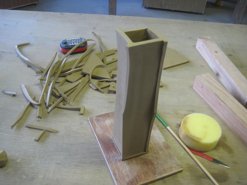 タタラで花器を作り込み。_d0195183_22551.jpg