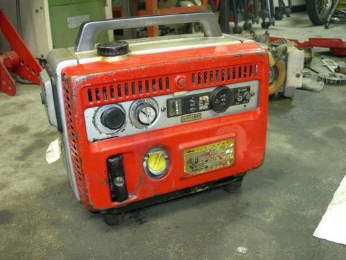 HONDA E300 GENERATOR_b0212739_2315012.jpg