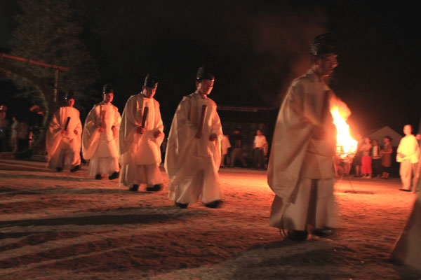 上賀茂神社 ひとがた流し _e0048413_14514872.jpg