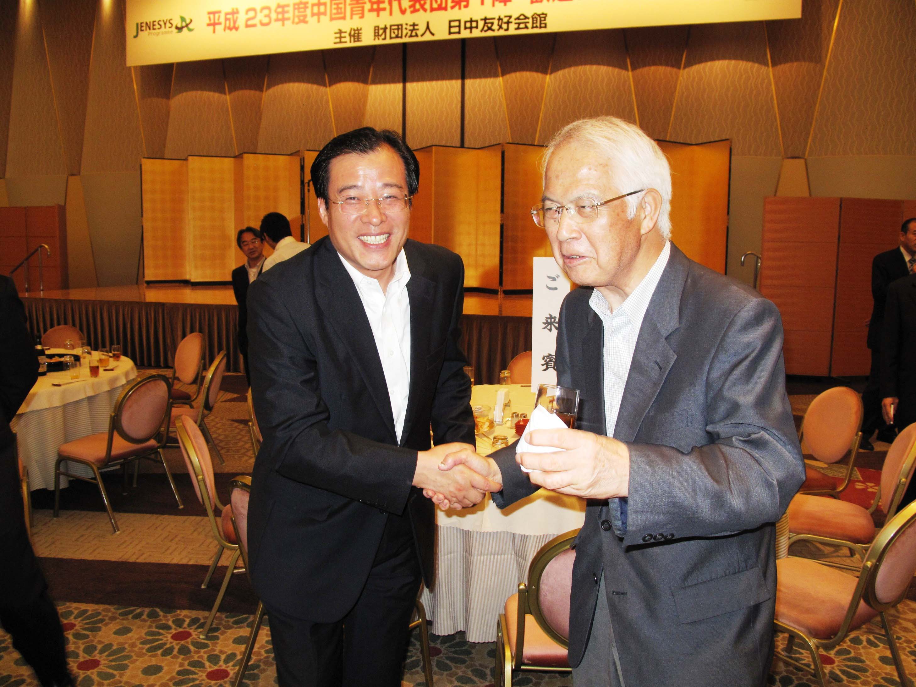 2011年首批中国青年代表团抵日访问 日方高规格欢迎_d0027795_9241047.jpg
