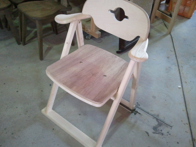 木製折りたたみ椅子_f0192307_710372.jpg