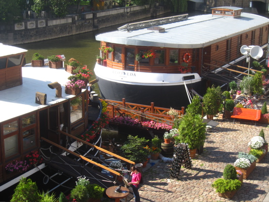 f0229725_08335.jpg
