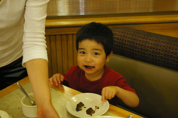 Tomo\'s birthday_a0186568_22141858.jpg