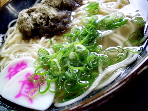 『資さん』(ｽｹｻﾝ）うどん　・・・(^^♪_f0060310_1735469.jpg