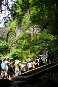 小学校の遠足〜山寺と天童へ_f0044846_1014786.jpg