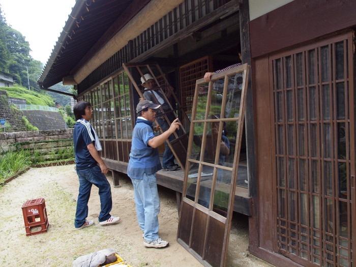 古民家の掃除_c0116915_028445.jpg