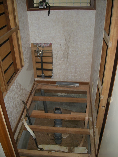 Wさま邸トイレ取替え工事_d0125228_9364219.jpg