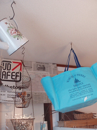 c0129702_23304483.gif
