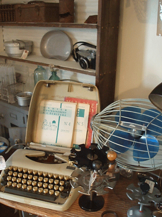 c0129702_23322083.gif