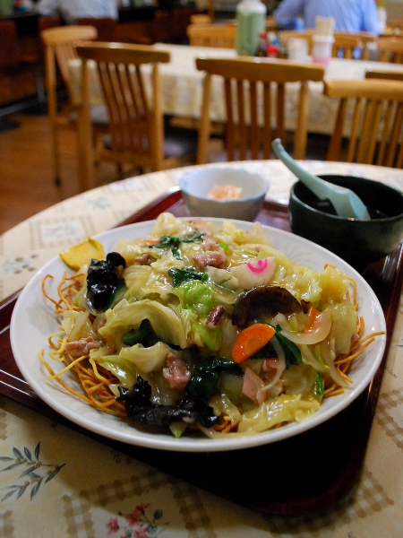 中央軒のかた焼きそば_c0177814_11532714.jpg