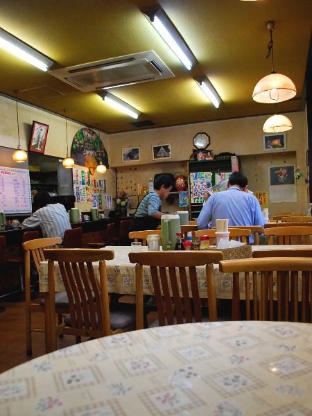 中央軒のかた焼きそば_c0177814_1354894.jpg