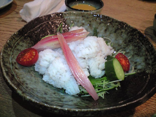 東高津町 じろう鮨 と 素顔のままで Just the way you are_a0194908_20472547.jpg