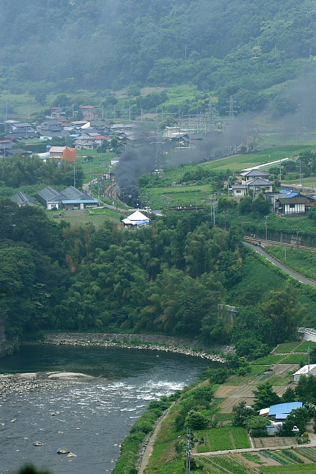 利根川と重連 - 2011年初夏・上越重連 -_b0190710_2353313.jpg