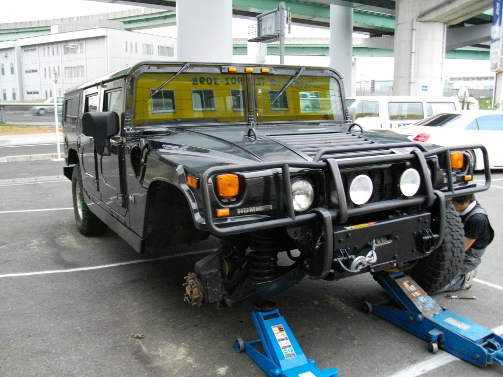 ハマーｈ１のタイヤ交換 名古屋のタイヤ屋 Jy Club の整備日記