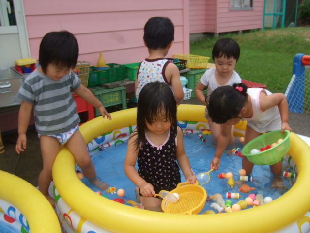 水遊び楽しいね_d0166047_17224236.jpg