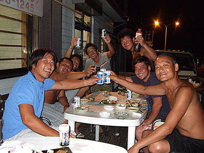 「盛り上がってるで~奄美! BBQ大会!」_b0033573_21271697.jpg