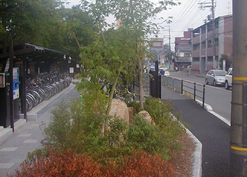 ●松尾駅の駐輪場、その14_d0053294_22294013.jpg