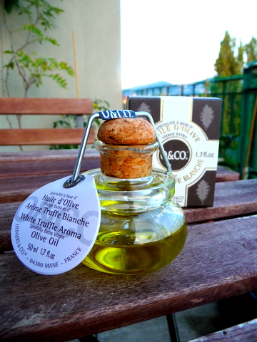 Truffle Oil from Oliviers & Co_c0201334_0365679.jpg