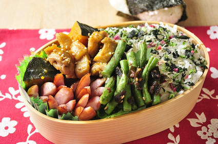 鶏かぼちゃの煮物弁当 _b0171098_810471.jpg