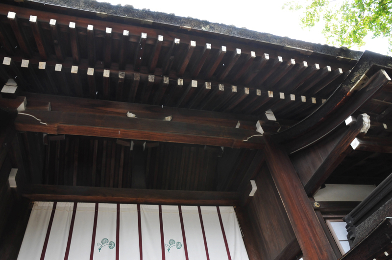 お伊勢参りと京都一寸：#7 雨の上賀茂神社。_d0018646_22351279.jpg