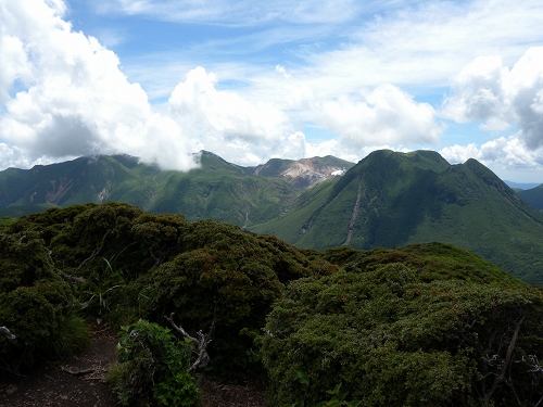 九重 平治岳へ_b0161750_2244577.jpg