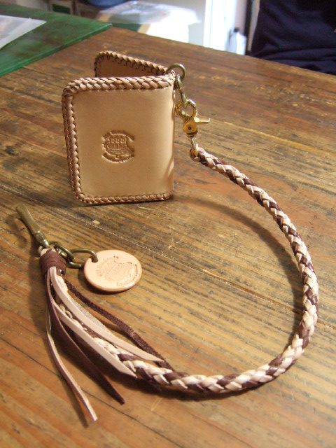 \"Pass Case & 6Braid Wallet Rope\"_a0161744_7525490.jpg