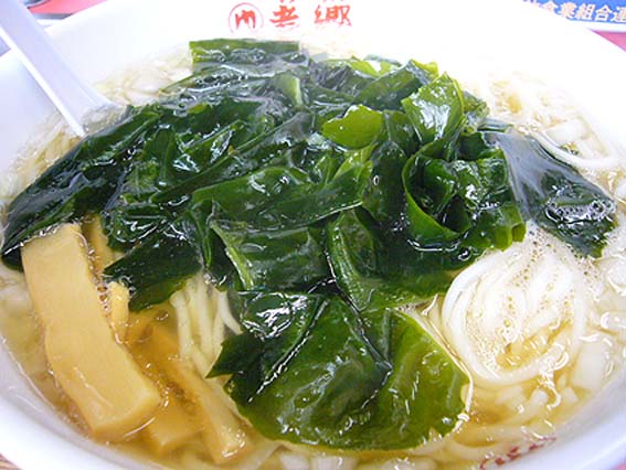 平塚「老郷 本店 」湯麺550円_d0147156_16402921.jpg