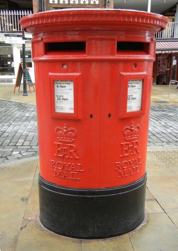 7月11日(月)イギリス旅行⑤6月21日ストラトフォード・アポン・エイボン~チェスターへ_f0060461_11104459.jpg