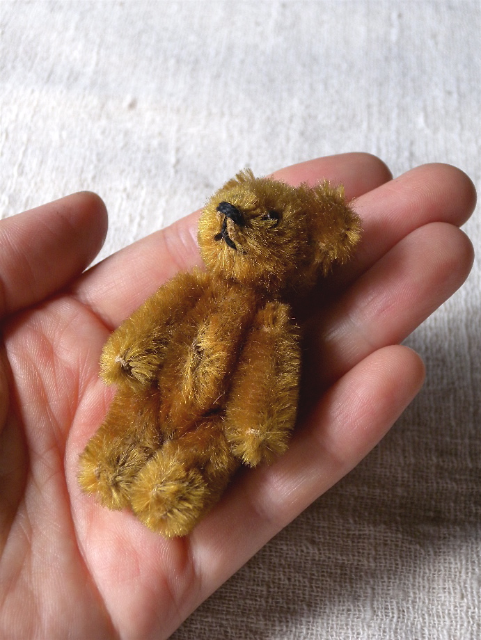 Schuco's Piccolo Bears : 満月アンティーク