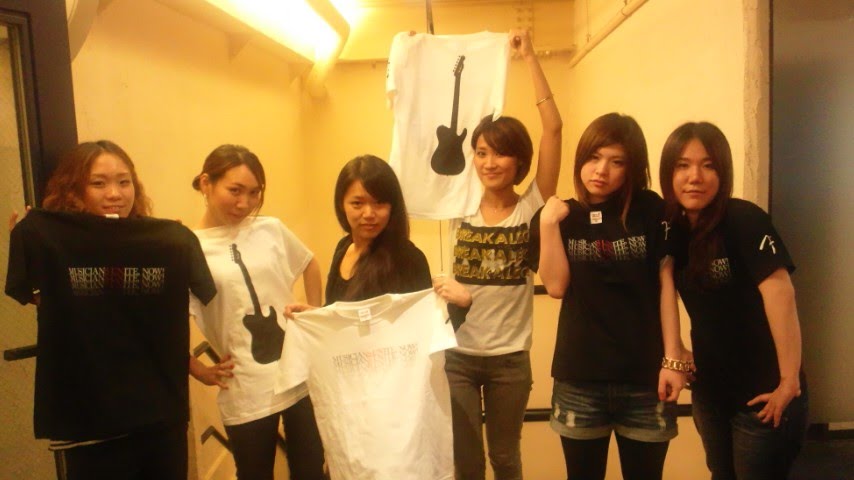 FENDER SHOW CASE。とみ_f0174088_18445380.jpg